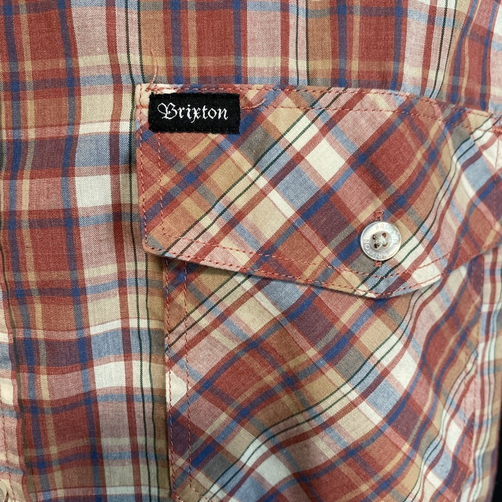 Brixton Men's Red & Gray Plaid Short Sleeve Button-Down Casual Shirt Size LARGE - Picture 2 of 12